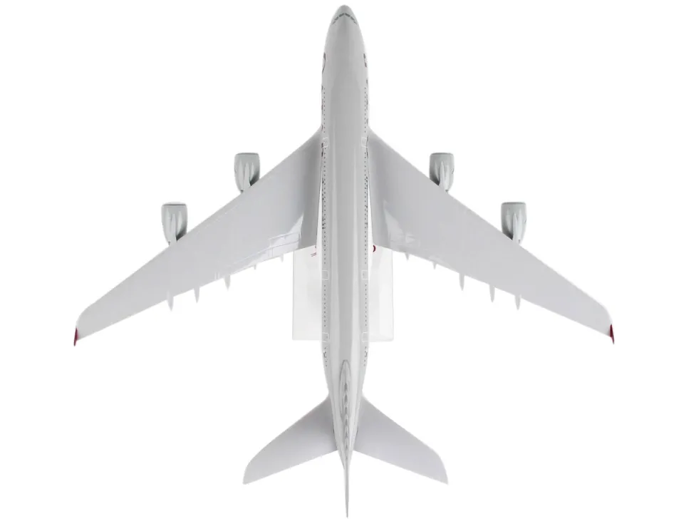 Airbus A380 Commercial Aircraft "Qatar Airways" (A7-APA) Gray with Tail Graphics (Snap-Fit) 1/200 Plastic Model by Skymarks