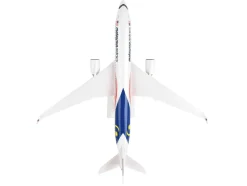Airbus A350-900 Commercial Aircraft "Malaysia Airlines" (9M-MAC) White with Flag Graphics (Snap-Fit) 1/200 Plastic Model by Skymarks