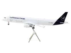 Airbus A321P2F Commercial Aircraft "Lufthansa Cargo" (D-AEUC) White with Blue Tail "Gemini 200" Series 1/200 Diecast Model Airplane by GeminiJets