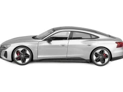 2022 Audi RS e tron GT Silver Metallic with Sunroof 1/18 Diecast Model Car Bburago 11050sil