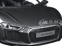Audi R8 V10 Plus Grey Special Edition 1/24 Diecast Model Car Maisto 31513
