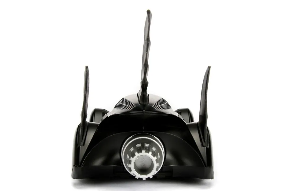 1995 Batman Forever Batmobile with Diecast Batman Figure 1/24 Diecast Model Car Jada 98036