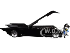 Batmobile Batman Diecast Figure Animated Series DC Comics Series 1/24 Diecast Model Car Jada 30916