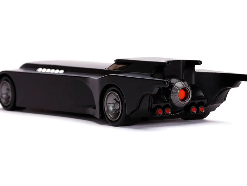Batmobile Diecast Batman Figurine Batman The Animated Series 1992 1995 TV Series DC Comics Hollywood Rides Series 1/32 Diecast Model Car Jada 31705