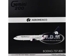 Boeing 737-800 Commercial Aircraft "AeroMexico" (N957AM) White with Dark Blue Tail "Gemini 200" Series 1/200 Diecast Model Airplane by GeminiJets