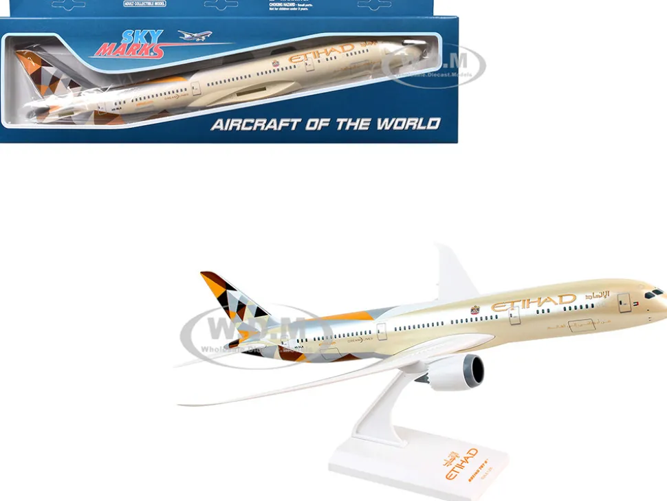 Boeing 787-9 Dreamliner Commercial Aircraft "Etihad Airlines" (A6-BLA) Beige with Tail Graphics (Snap-Fit) 1/200 Plastic Model by Skymarks