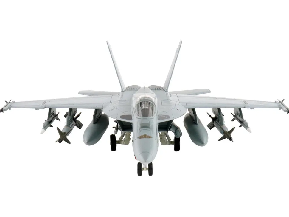 Boeing F/A-18E Super Hornet Fighter Aircraft "Dagger Team (with decals)" United States Navy "Air Power Series" 1/72 Diecast Model by Hobby Master