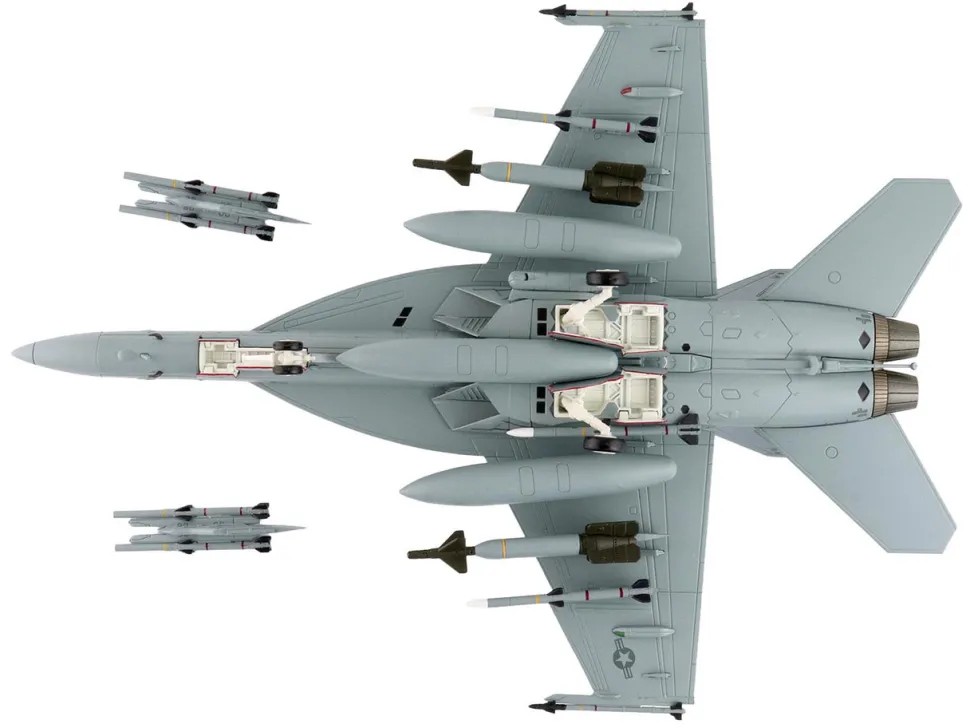 Boeing F/A-18E Super Hornet Fighter Aircraft "Dagger Team (with decals)" United States Navy "Air Power Series" 1/72 Diecast Model by Hobby Master