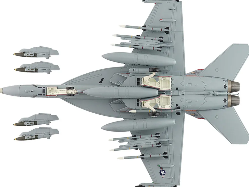 Boeing F/A-18E Super Hornet Fighter Aircraft "168910, Golden Warriors, VFA-87, Operation Inherent Resolve" (2017) United States Navy "Air Power Series" 1/72 Diecast Model by Hobby Master