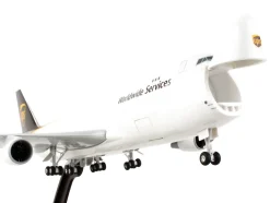Boeing 747 400F Commercial Aircraft with Landing Gear UPS Worldwide Services N572UP White and Brown Snap Fit 1/200 Plastic Model Skymarks SKR1113
