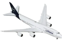 Boeing 747-8I Commercial Aircraft "Lufthansa" (D-ABYA) White with Dark Blue Tail 1/400 Diecast Model Airplane by GeminiJets