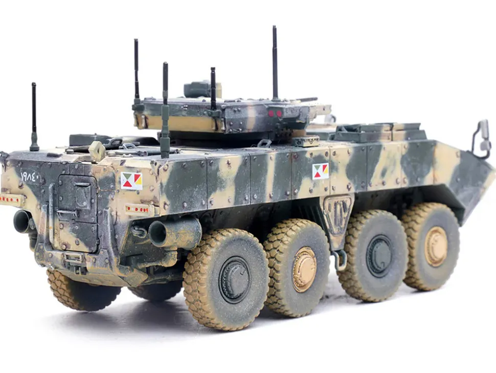 Bumerang (Object K-17) IFV (Infantry Fighting Vehicle) "Russian Army" Mixed Camouflage "Armor Premium" Series 1/72 Diecast Model by Panzerkampf