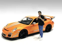 Car Meet 1 Figurine VI 1/24 Scale Models American Diorama 76382