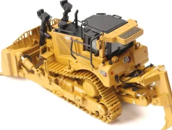 CAT Caterpillar D8T Track Type Tractor with 8U Blade and Operator "Core Classics" Series 1/50 Diecast Model by Diecast Masters