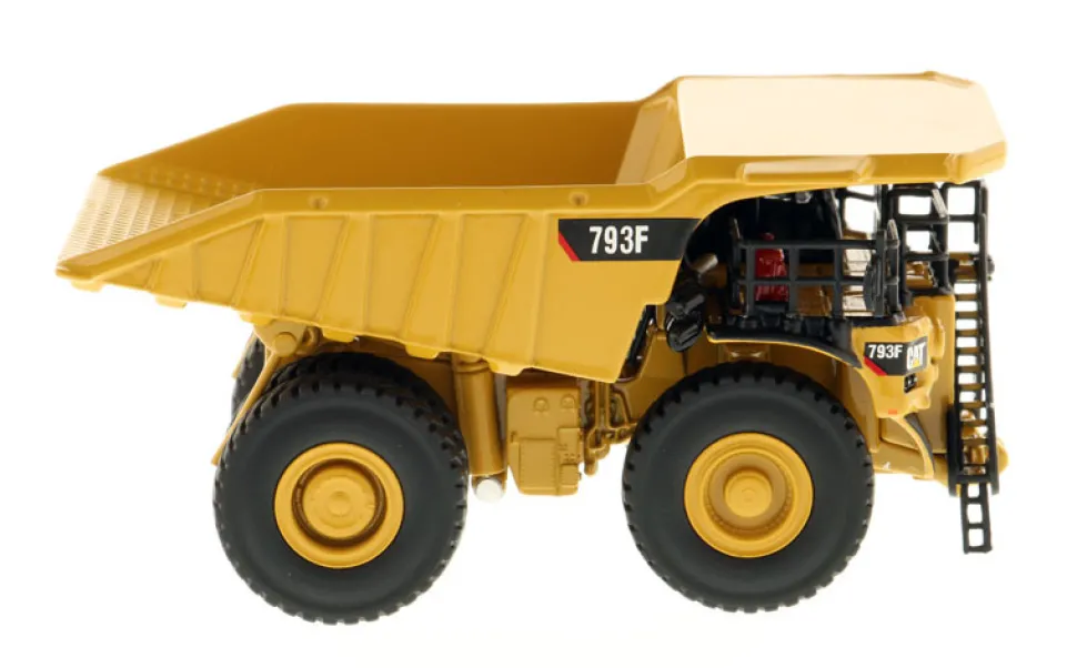 CAT Caterpillar 793F Mining Truck Operator High Line Series 1/125 Diecast Model Diecast Masters 85518