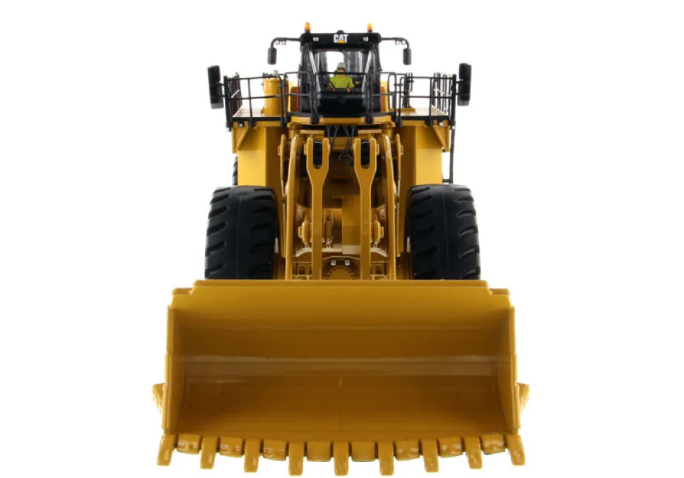 CAT Caterpillar 994K Wheel Loader with Rock Bucket and Operator High Line Series 1/50 Diecast Model Diecast Masters 85505