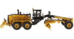 CAT Caterpillar 24 Motor Grader Operator High Line Series 1/50 Diecast Model Diecast Masters 85552