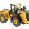 CAT Caterpillar 972M Wheel Loader Operator High Line Series 1/87 HO Scale Diecast Model Diecast Masters 85949