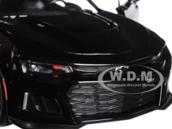 2017 Chevrolet Camaro ZL1 Black 1/24 Diecast Car Model Motormax 79351