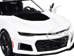 2017 Chevrolet Camaro ZL1 White 1/24 Diecast Model Car by Motormax
