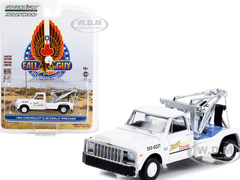 1969 Chevrolet C-30 Dually Wrecker Tow Truck White Jerry’s Towing Fall Guy Stuntman Association Hollywood Special Edition 1/64 Diecast Model Car Greenlight 44965B
