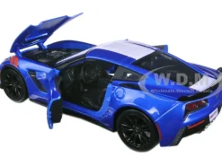 2017 Chevrolet Corvette Grand Sport Blue 1/24 Diecast Model Car Maisto 31516