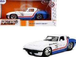 1963 Chevrolet Corvette Stingray White Blue Red Stripe Chevy Racing Bigtime Muscle 1/24 Diecast Model Car Jada 31666