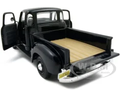 1950 Chevrolet 3100 Pickup Truck Black 1/25 Diecast Model Maisto 31952
