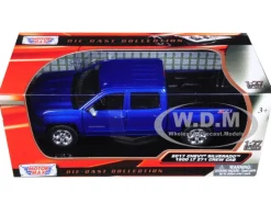 2017 Chevrolet Silverado 1500 LT Z71 Crew Cab Blue 1/27 Diecast Model Car Motormax 79348