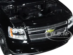 2008 Chevrolet Tahoe Unmarked Police Car Black White 1/24 Diecast Model Car Welly 22509