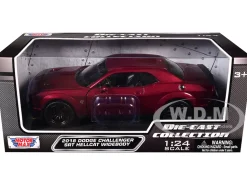 2018 Dodge Challenger SRT Hellcat Widebody Burgundy Metallic Die-Cast Collection Series 1/24 Diecast Model Car Motormax 79350