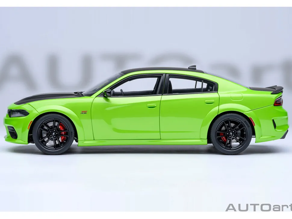 Dodge Charger Scat Pack Widebody Sublime Green with Matt Black Hood and Top 1/18 Model Car by Autoart