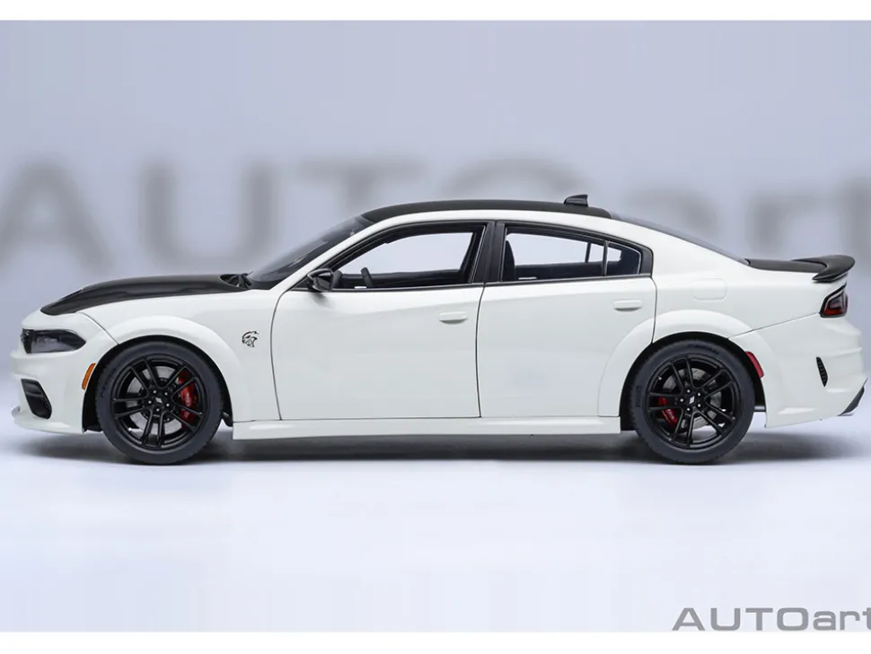 Dodge Charger SRT Hellcat Redeye Knuckle White with Matt Black Hood and Top 1/18 Model Car by Autoart