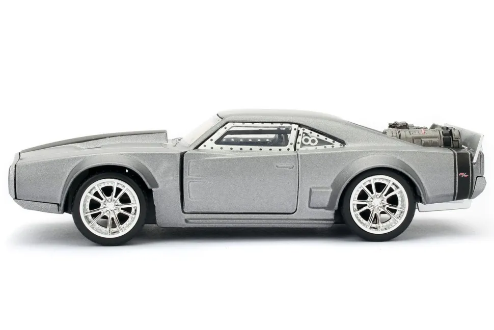 Dom's Ice Charger Fast & Furious F8 "The Fate of the Furious" Movie 1/32 Diecast Model Car Jada 98299