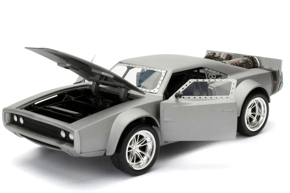 Dom's Ice Charger Fast & Furious F8 "The Fate of the Furious" Movie 1/24 Diecast Model Car Jada 98291