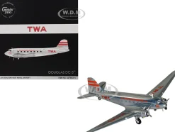 Douglas DC-3 Commercial Aircraft "TWA (Trans World Airlines)" (NC1943) Polished Metal Finish with Red Tail Stripes "Gemini 200" Series 1/200 Diecast Model Airplane by GeminiJets