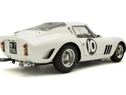 Ferrari 250 GTO #10 Graham Hill 2nd Place 
