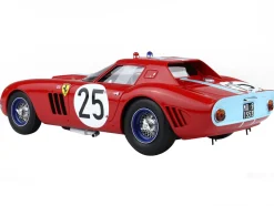 Ferrari 250 GTO #25 Innes Ireland - Tony Maggs 