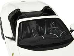2019 Ferrari 812 GTS Convertible Avus White DISPLAY CASE Limited Edition 32 pieces Worldwide 1/18 Model Car BBR P18184E