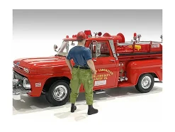 Firefighters Off Duty Figure 1/18 Scale Models American Diorama 76321