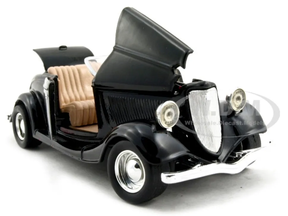 1934 Ford Coupe Convertible Black 1/24 Diecast Model Car Motormax 73218