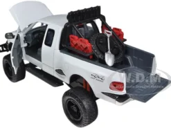 2001 Ford F-150 XLT Flareside Supercab Pickup Truck Off Road White 1/24 Diecast Model Motormax 79132