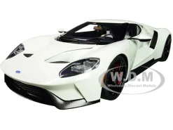 2017 Ford GT Frozen White 1/18 Model Car Autoart 72941