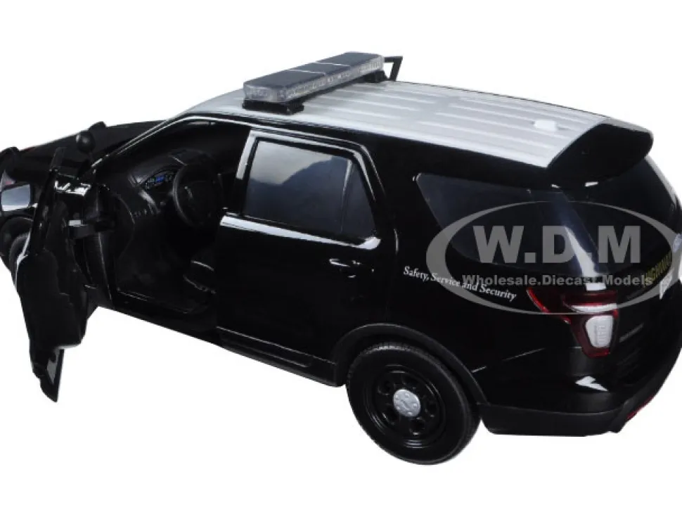 2015 Ford PI Utility Interceptor CHP California Highway Patrol 1/18 Diecast Model Car Motormax 73544