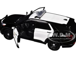 2022 Ford Police Interceptor Utility Black and White "Los Angeles Police Department (LAPD)" with Flashing Light Bar and Front and Rear Lights and Sounds 1/24 Diecast Model Car by Motormax