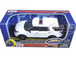 2015 Ford Police Interceptor Utility White with Light Bar and Sound 1/24 Diecast Model Car Motormax 79535