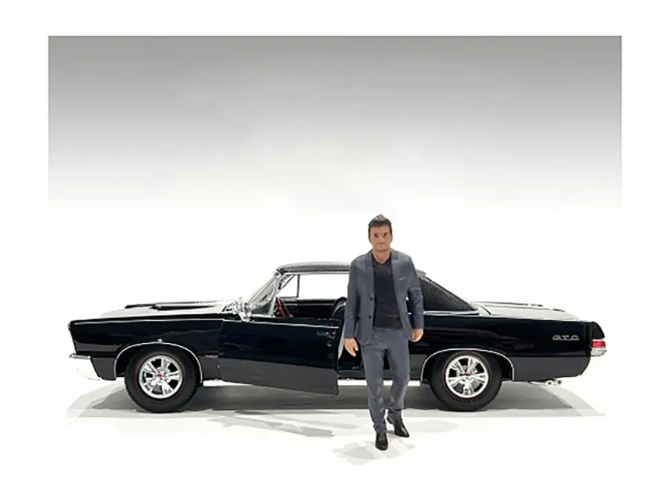 Gentlemen's Club Figure 4 for 1/24 Scale Models by American Diorama