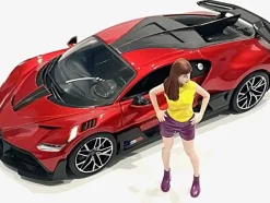 Girls Night Out Cara Figurine for 1/24 Scale Models American Diorama 76403