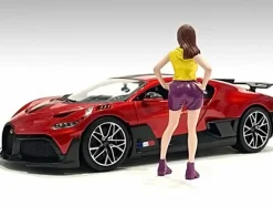 Girls Night Out Cara Figurine for 1/24 Scale Models American Diorama 76403