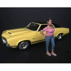 Hanging Out II Gloria Figurine 1/18 Scale Models American Diorama 38182